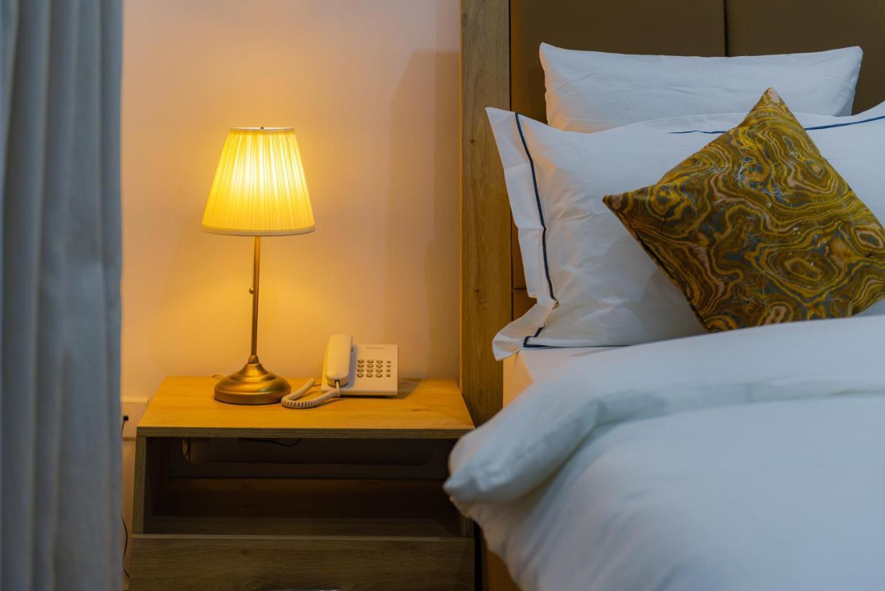 Quest Boutique Hotel Gwarinpa Eksteriør billede