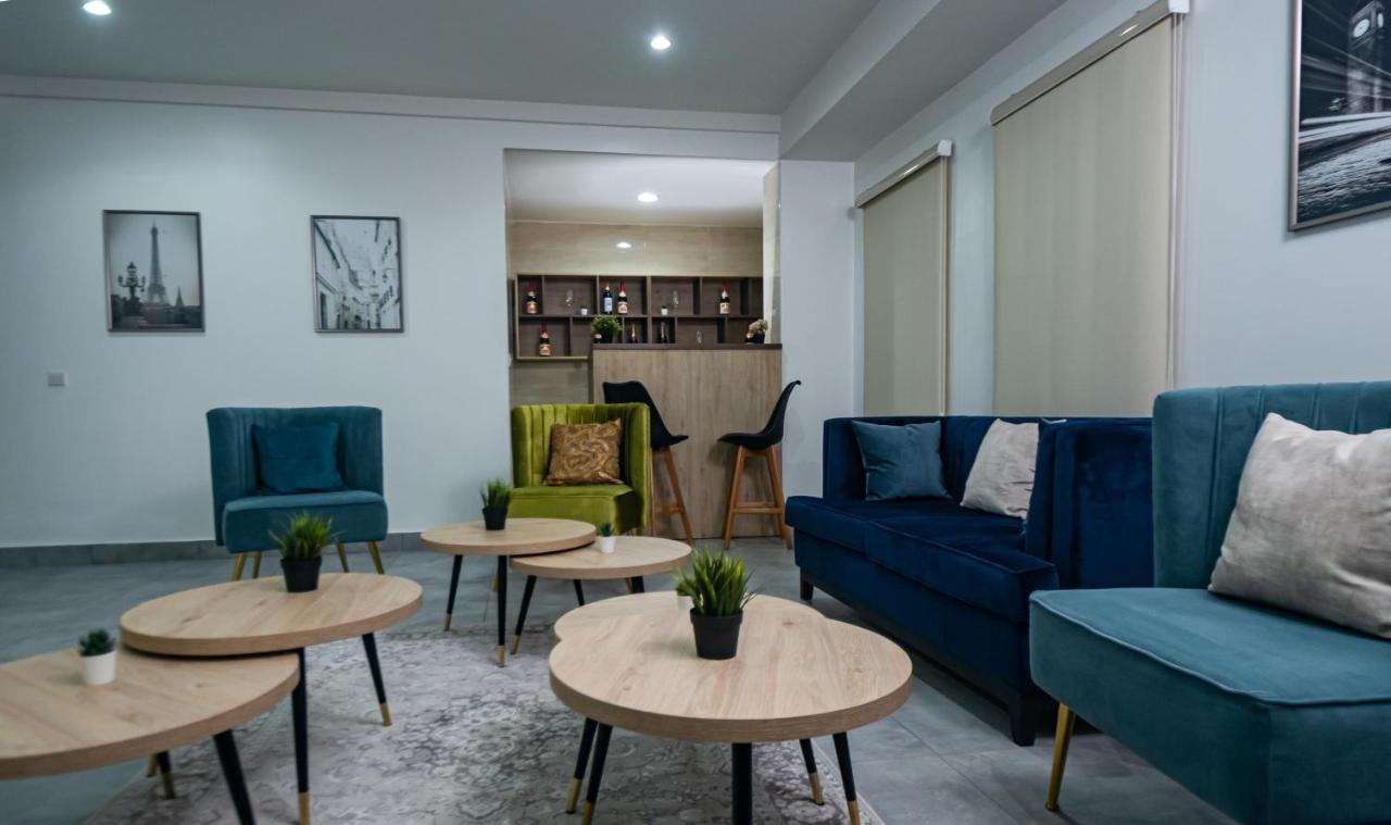 Quest Boutique Hotel Gwarinpa Eksteriør billede